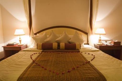 фото отеля Angkor Holiday Hotel
