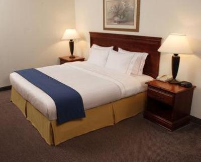 фото отеля Holiday Inn Express Hotel & Suites Waterloo St Jacobs