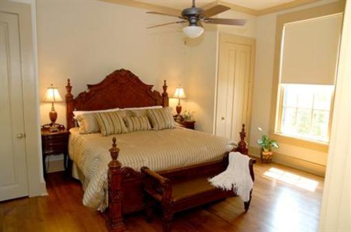 фото отеля Inn at Hunt Phelan