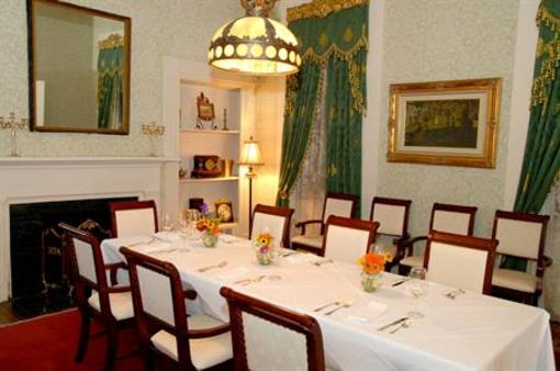 фото отеля Inn at Hunt Phelan