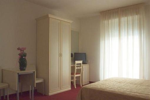 фото отеля Residence Marconi Mare