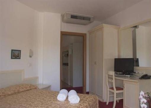 фото отеля Residence Marconi Mare