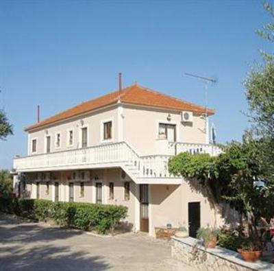 фото отеля Villa Kapnisi