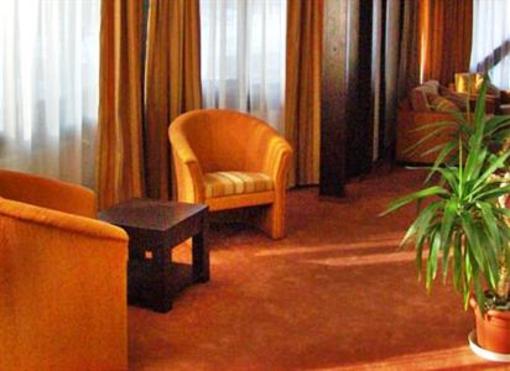 фото отеля Hotel Regina Sinaia
