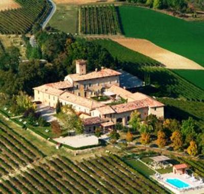 фото отеля Castello Di Razzano Hotel Alfiano Natta