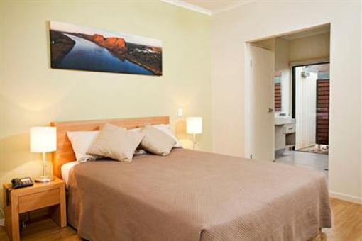 фото отеля Freshwater East Kimberley Apartments