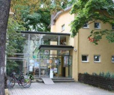 фото отеля Naturfreundehaus Karl Renner Berlin