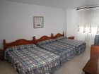 фото отеля Hostal Mediterraneo Torre del Mar
