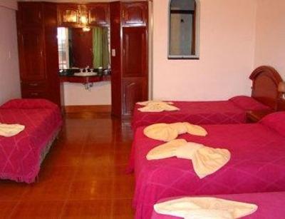 фото отеля Cumbre Hotel