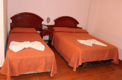 фото отеля Cumbre Hotel