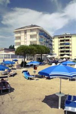 фото отеля Hotel La Bussola Jesolo
