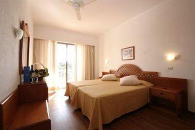 фото отеля Hotel Pinos Playa