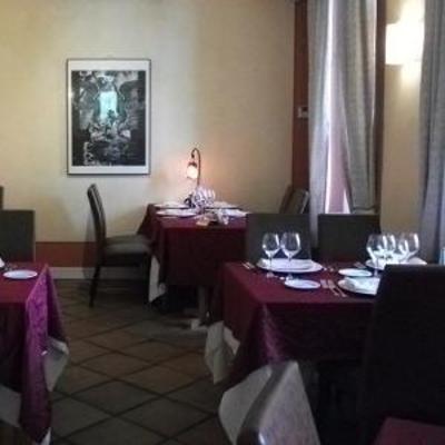 фото отеля Oustal Pois Gourmand Hotel Toulouse