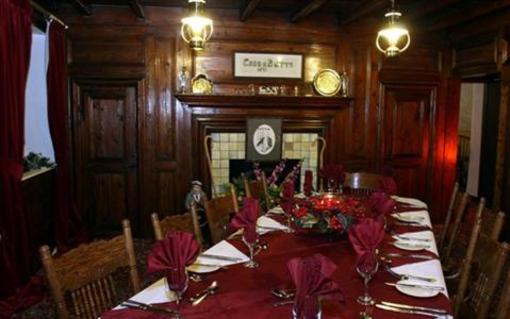 фото отеля Crossbutts Stable Restaurant with Courtyard Rooms