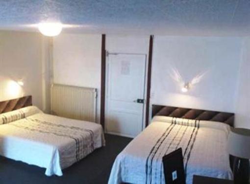 фото отеля Les Platanes Hotel Villeneuve-sur-Lot