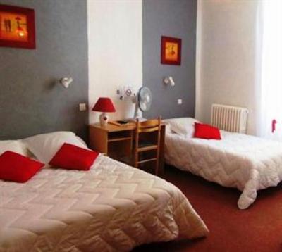 фото отеля Les Platanes Hotel Villeneuve-sur-Lot
