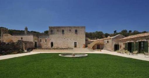 фото отеля Relais Pizzo Falcone Hotel Supersano