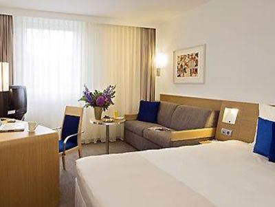 фото отеля Novotel Breda