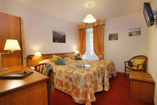 фото отеля Hotel St-Georges Saint-Jean-de-Maurienne