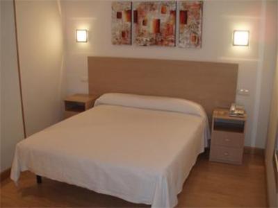 фото отеля Hostal Francisco Salinas
