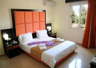 фото отеля Chrispy Village Hotel Kolymvari