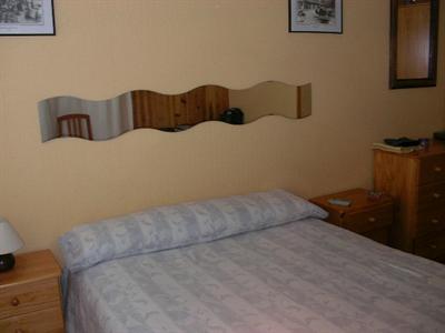 фото отеля Hostal La Torre