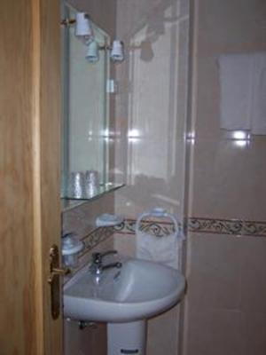 фото отеля Hostal La Torre