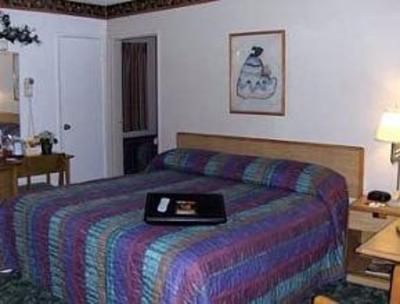 фото отеля Knights Inn Laura Lodge Pecos