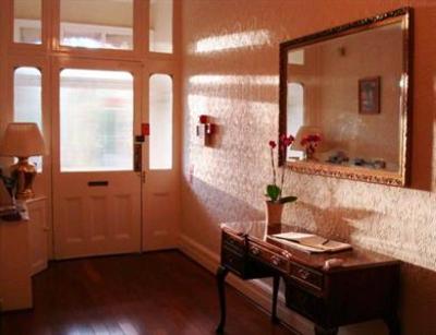 фото отеля Strathearn Guest House