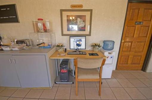фото отеля Americas Best Value Inn Rockingham