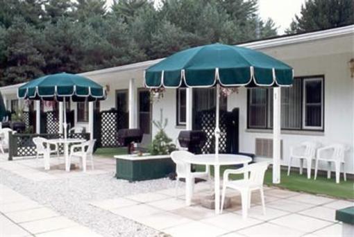 фото отеля High Falls Cottage Resort