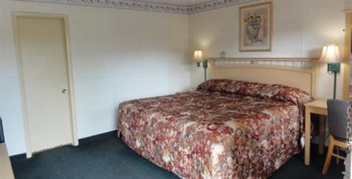 фото отеля Relax Inn Elmira