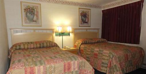 фото отеля Relax Inn Elmira