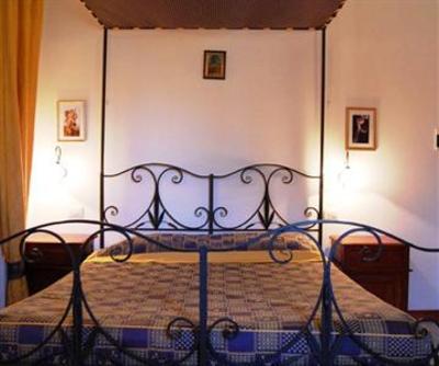 фото отеля Agriturismo Le Rocche San Piero Patti
