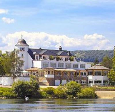 фото отеля Hotel Weisser Bär Mülheim an der Mosel