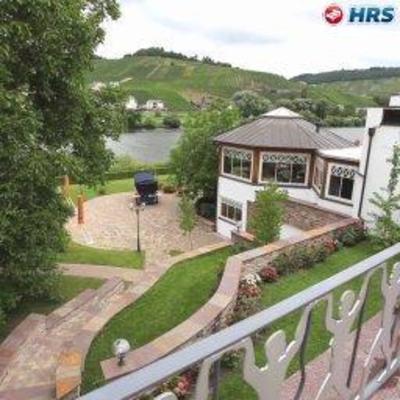 фото отеля Hotel Weisser Bär Mülheim an der Mosel