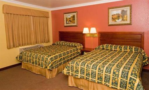 фото отеля The Regency Inn & Suites, Downey