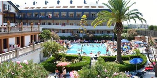 фото отеля Santa Susanna Resort