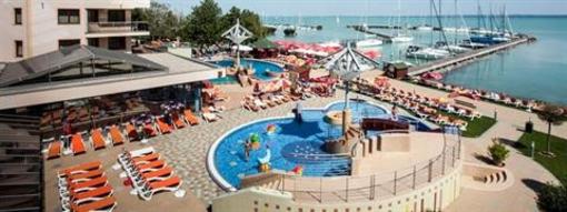 фото отеля Flamingo Wellness es Konferencia Hotel