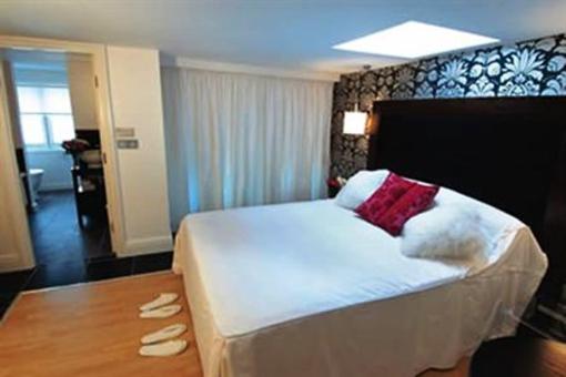 фото отеля The White Hart Hotel Welwyn