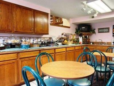 фото отеля Super 8 Motel Norfolk (Nebraska)