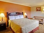 фото отеля Econo Lodge Inn & Suites Fallbrook