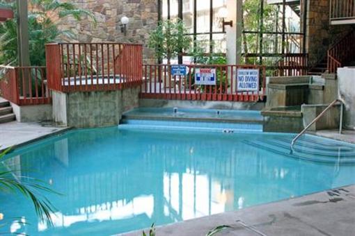 фото отеля Best Western Toni Inn