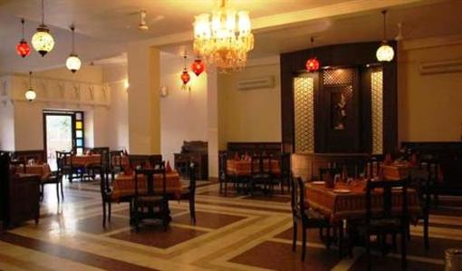 фото отеля Hotel Pratap Palace