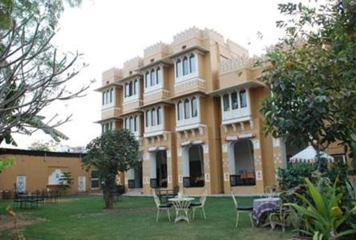 фото отеля Hotel Pratap Palace