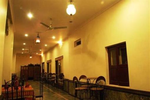 фото отеля Hotel Pratap Palace