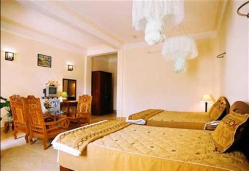 фото отеля Lucky Eden Hotel