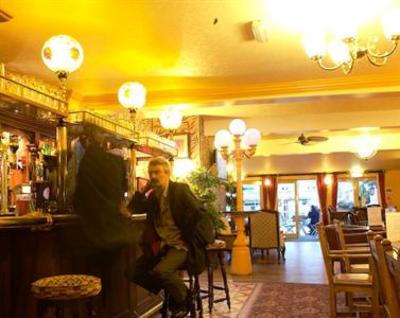 фото отеля Kings Arms and Royal Hotel
