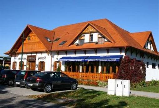 фото отеля Rozsa Etterem Panzio