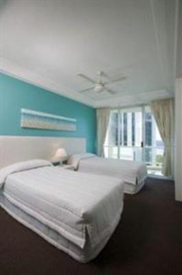 фото отеля Mint Broadbeach - Carmel by the Sea